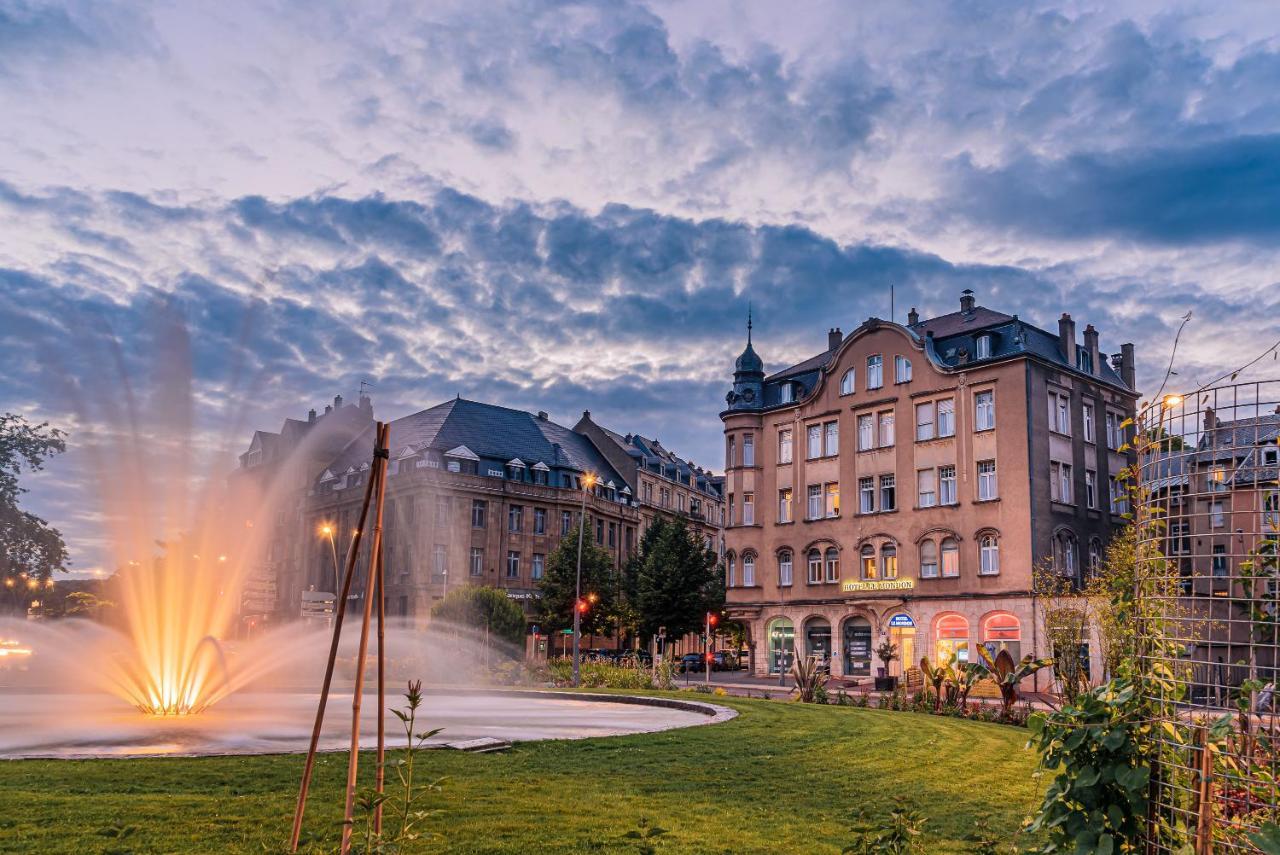 Hotel Le Mondon Metz Bagian luar foto