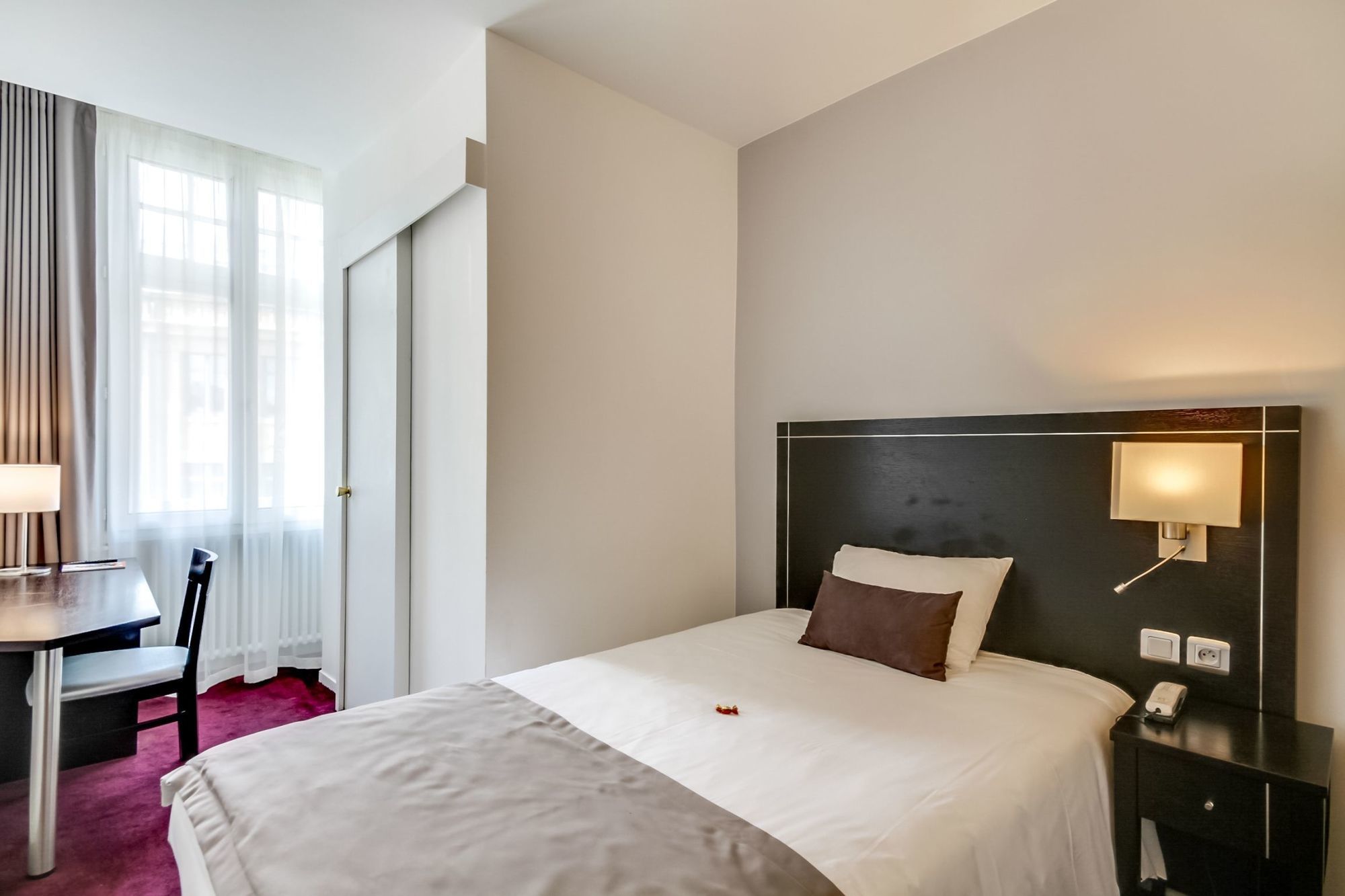 Hotel Le Mondon Metz Bagian luar foto